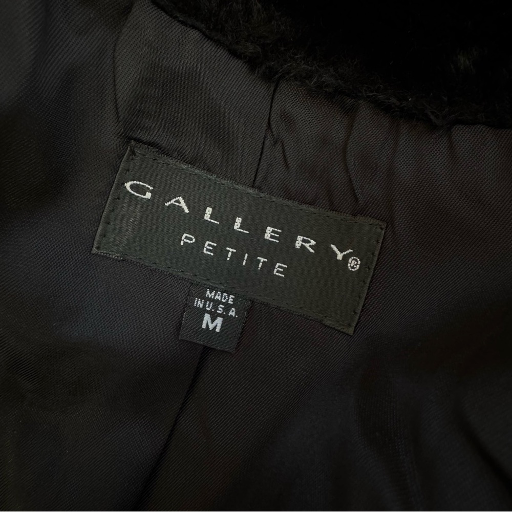 Gallery Black Faux Fur Full Length Long Coat Plush Modacrylic Winter Button Sz M - Picture 15 of 17
